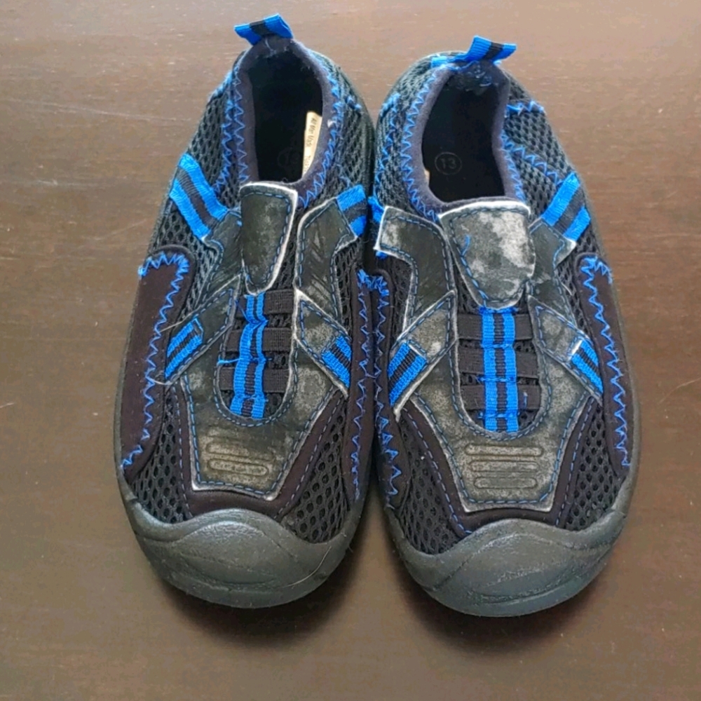 🌻Kids SG Footwear Blue & Black Water Shoes Size 13